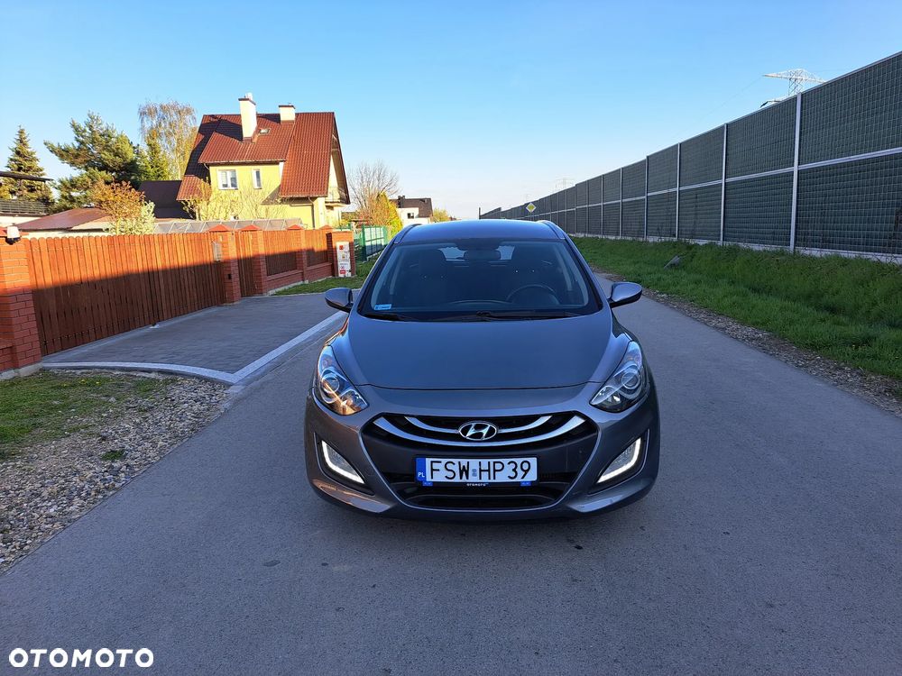 Hyundai i30 1.6 CRDi Classic + - 8