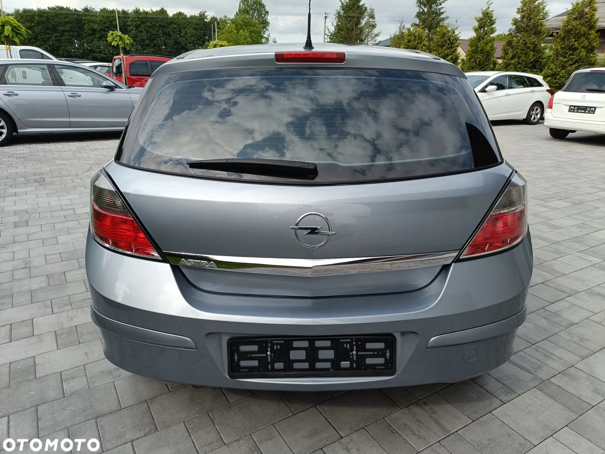 Opel Astra - 11