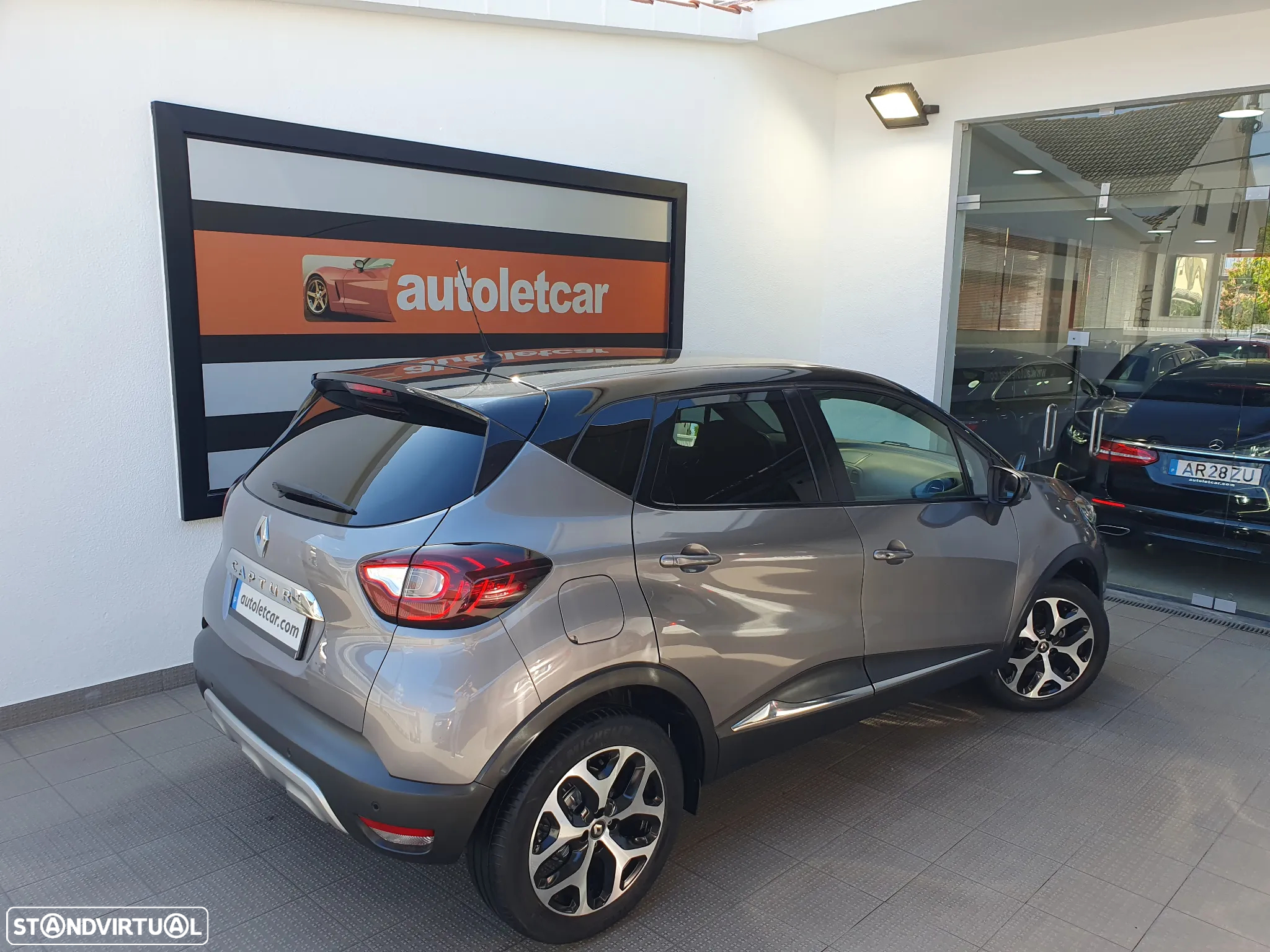 Renault Captur 0.9 TCE Exclusive - 23