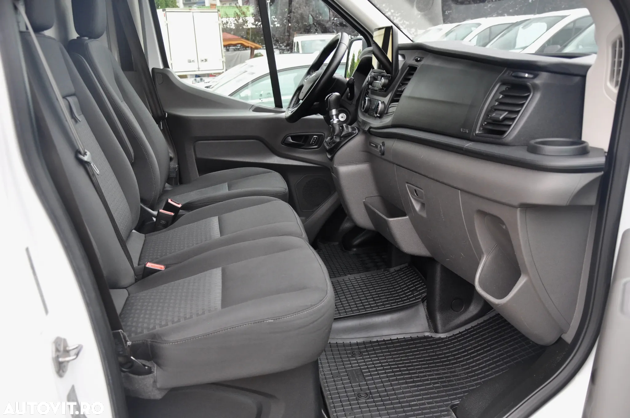 Ford Transit L3H2 Van 4x4 - 12