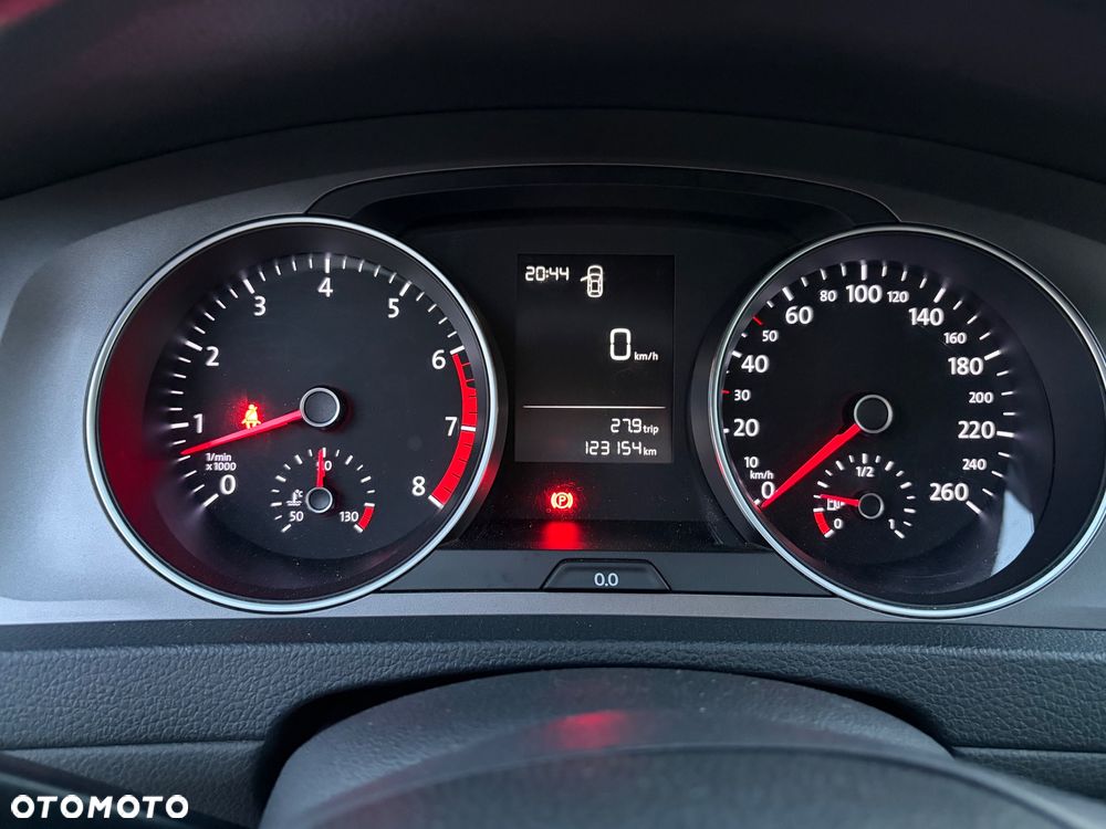 Volkswagen Golf 1.2 TSI BMT Start - 8
