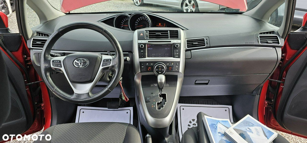 Toyota Verso - 27
