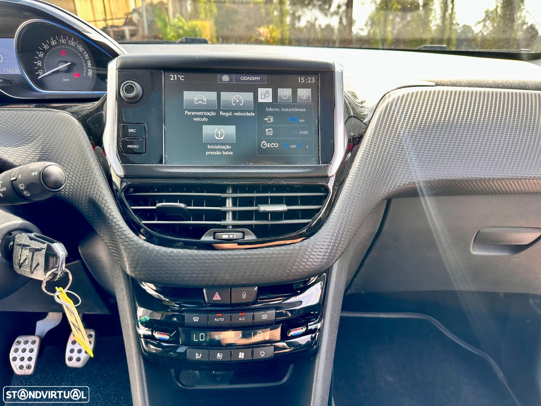 Peugeot 2008 1.2 PureTech Crossway - 26