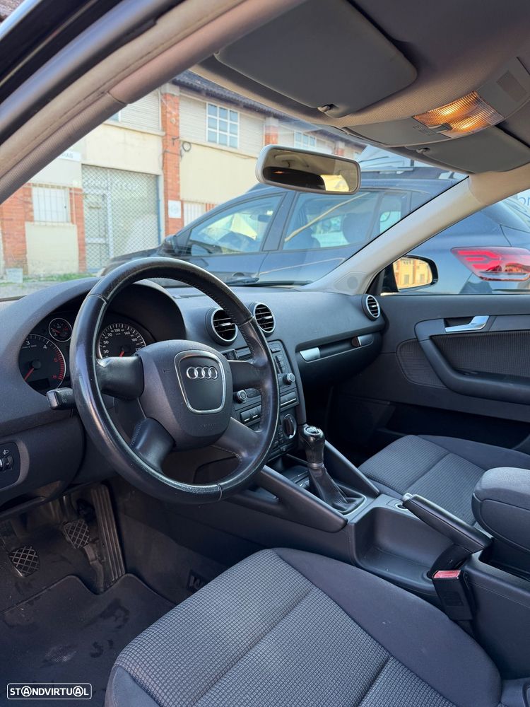 Audi A3 Sportback 1.9 TDi - 8