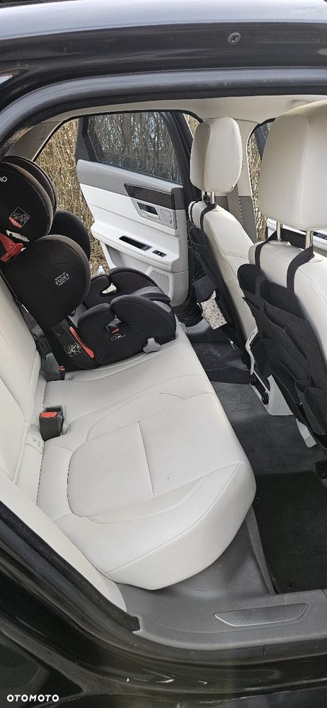 Jaguar XF 3.0 V6 Prestige - 23