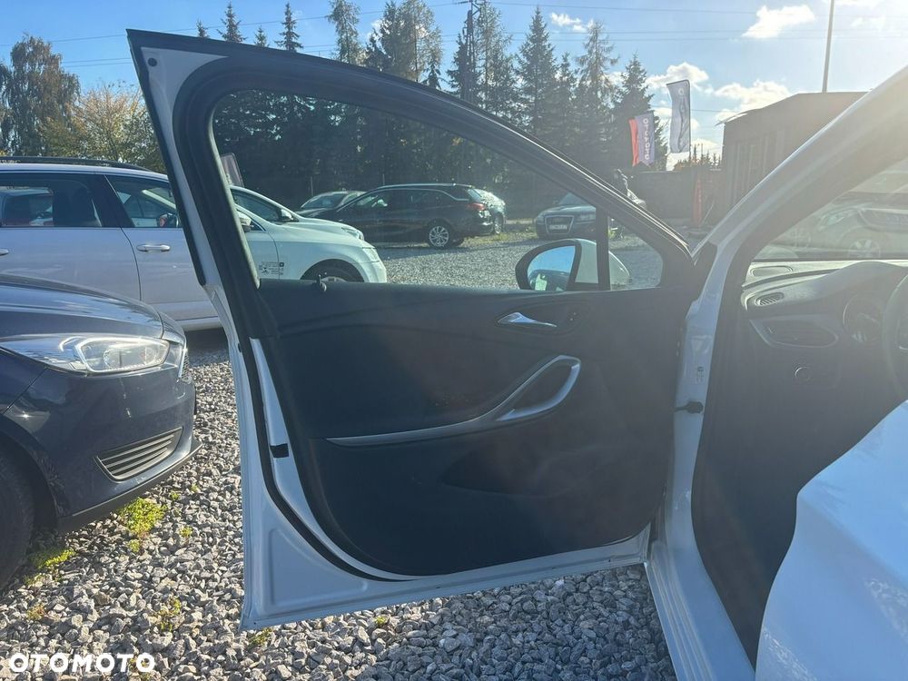 Opel Astra - 17