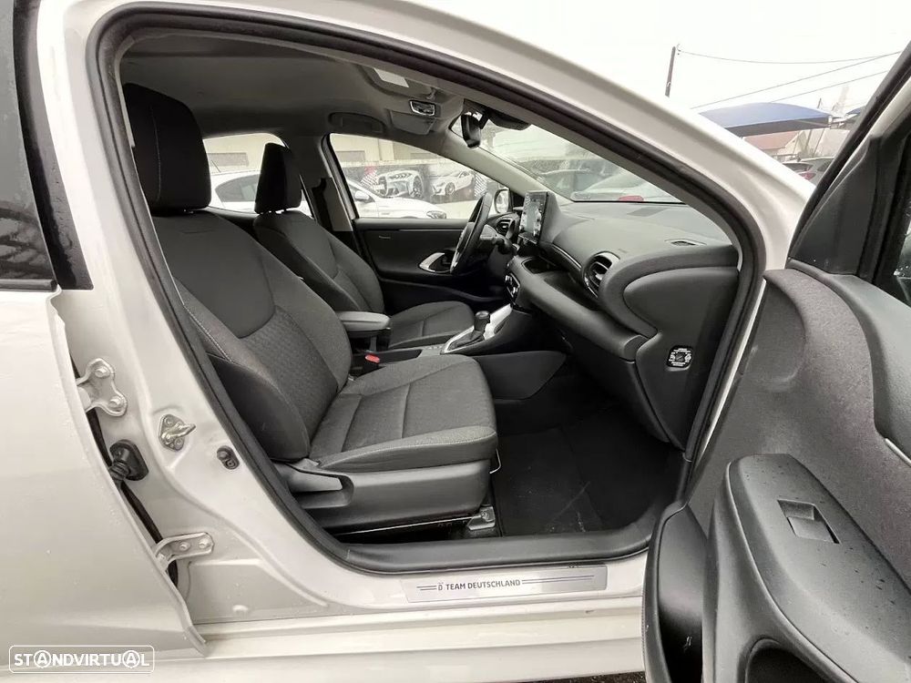 Toyota Yaris 1.5 HDF Comfort Plus - 28