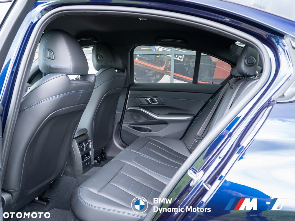 BMW Seria 3 320d xDrive M Sport - 21