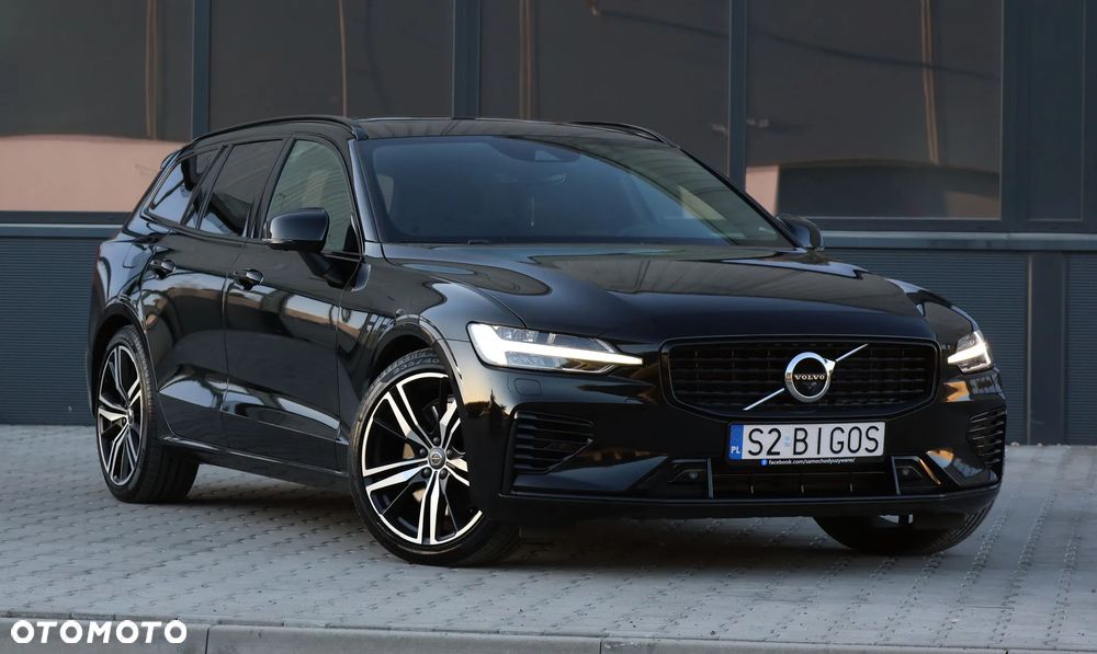 Volvo V60 T8 AWD Twin Engine Geartronic R-Design - 4