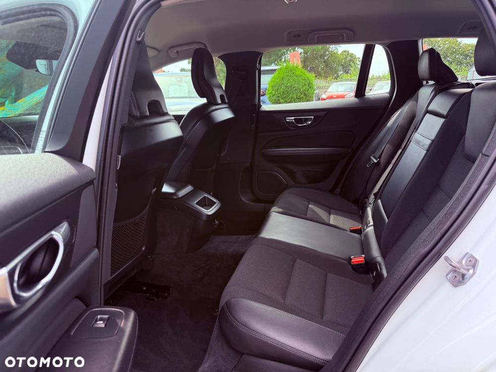 Volvo V60 D3 Geartronic Momentum Pro - 7