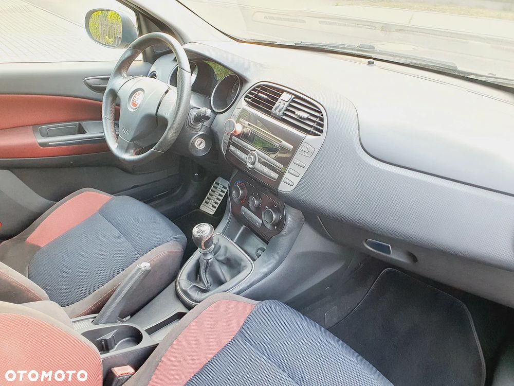 Fiat Bravo 1.4 T-JET 16V Dynamic - 28