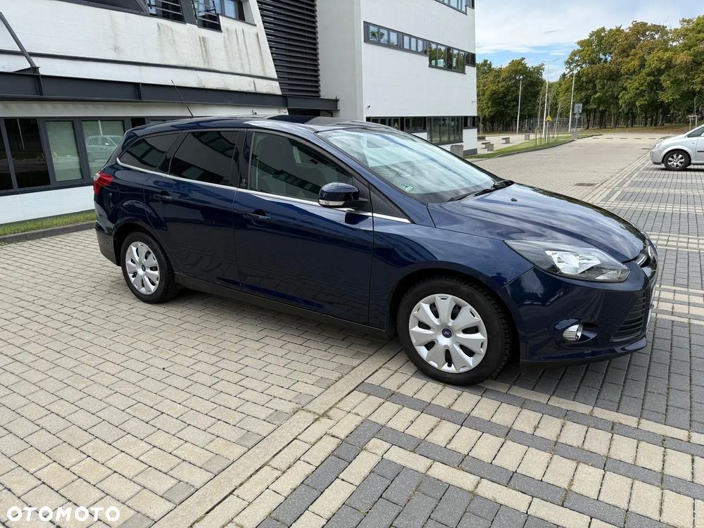Ford Focus Turnier 1.0 EcoBoost Start-Stopp-System Champions Edition - 12