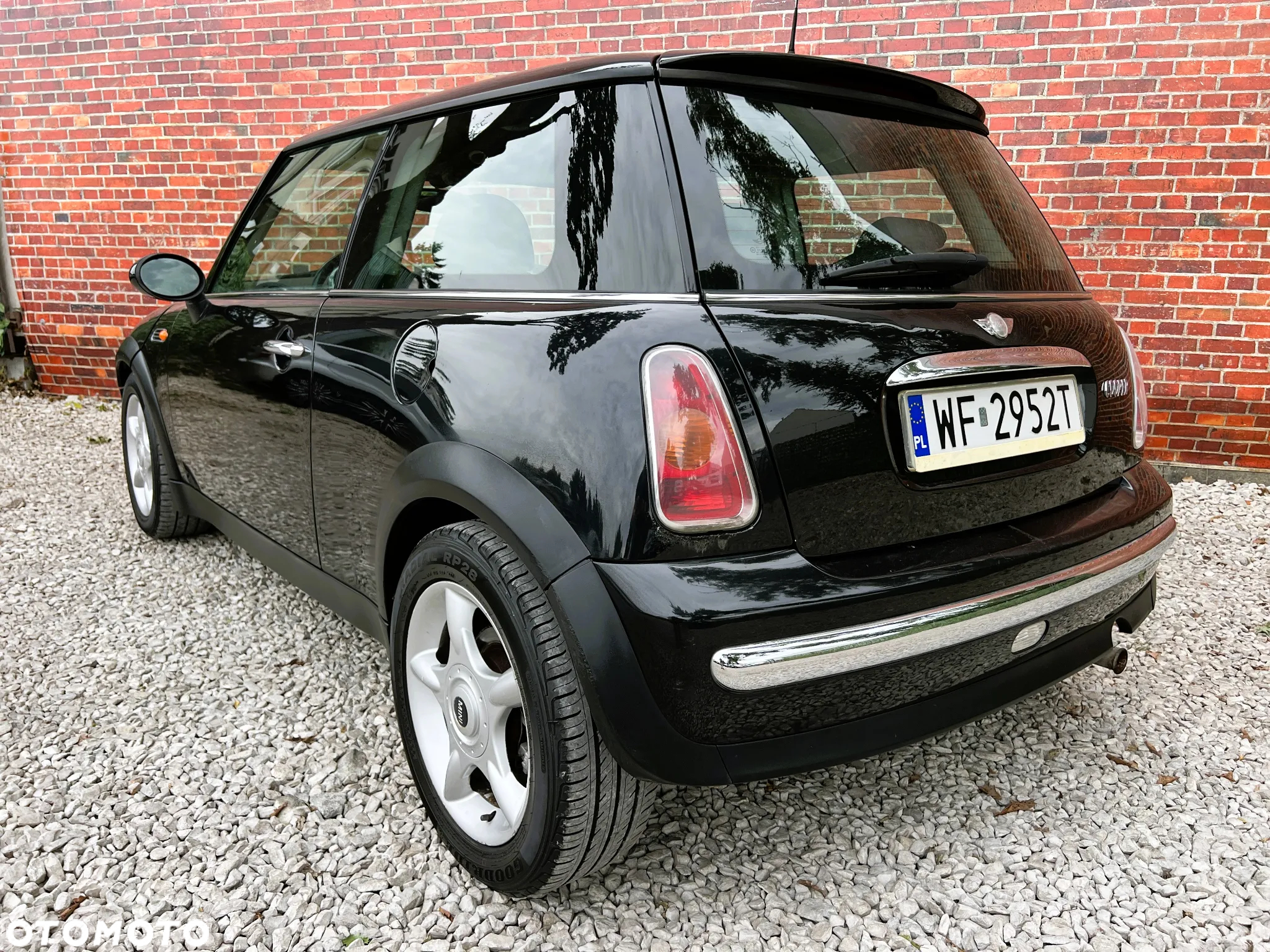 MINI ONE - 5