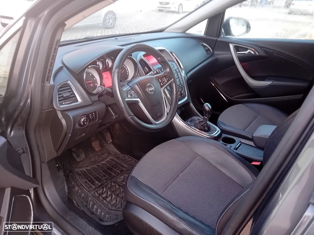 Opel Astra Caravan 1.7 CDTi Cosmo Plus - 31