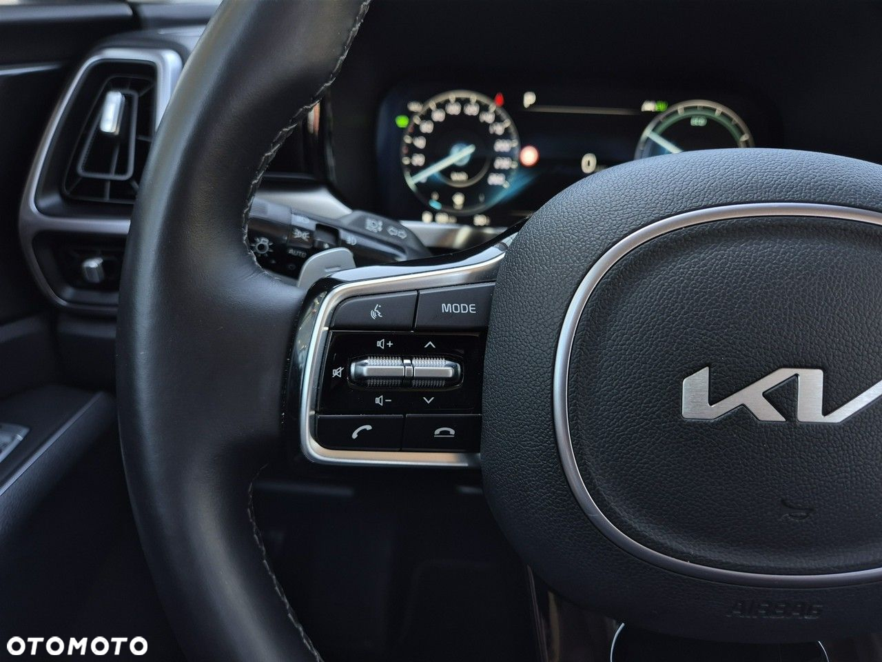 Kia Sorento - 25