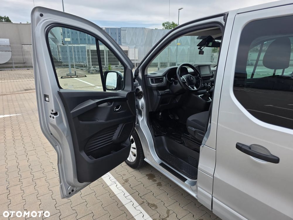 Renault Trafic 2.0 dCi EDC - 5