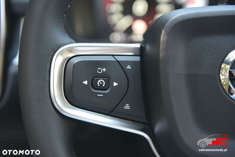 Volvo XC 40 - 32