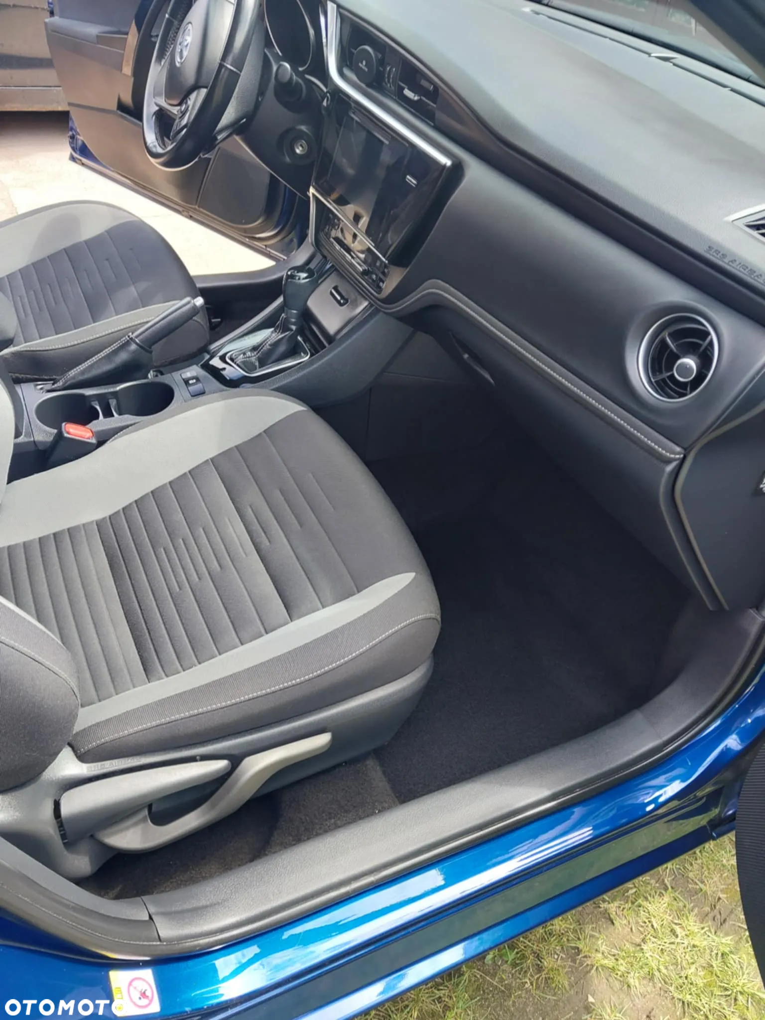 Toyota Auris 1.6 Comfort MS - 17