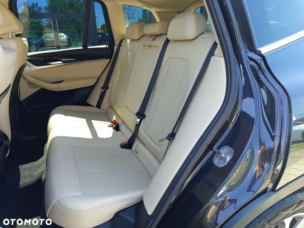 BMW X3 - 21