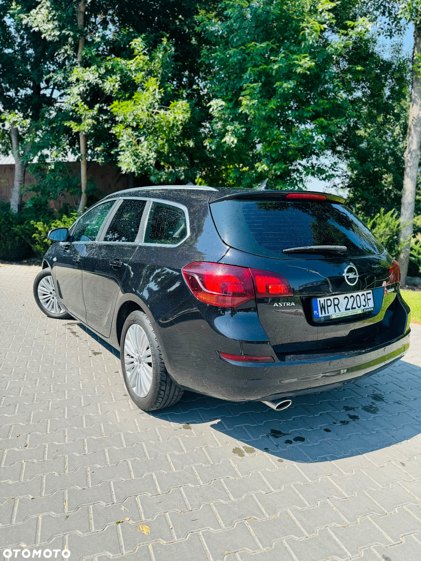 Opel Astra IV GTC 1.4 T Sport - 4