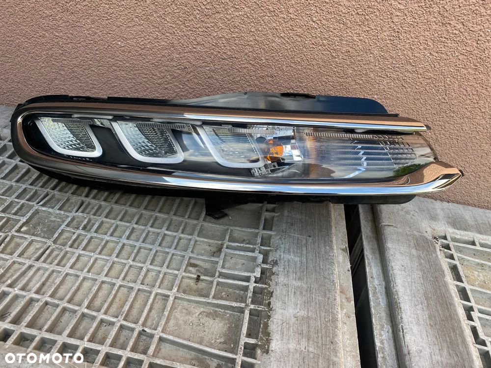 lampa jazdy dziennej citroen c3 III led lewa eu cała - 1