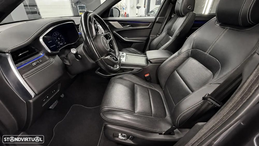 Jaguar F-Pace 2.0 P400e AWD R-Dynamic Black - 28