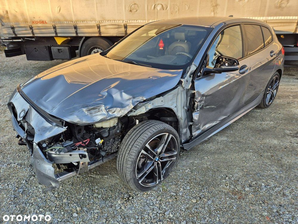 BMW Seria 1 118i Edition M Sport Shadow - 2