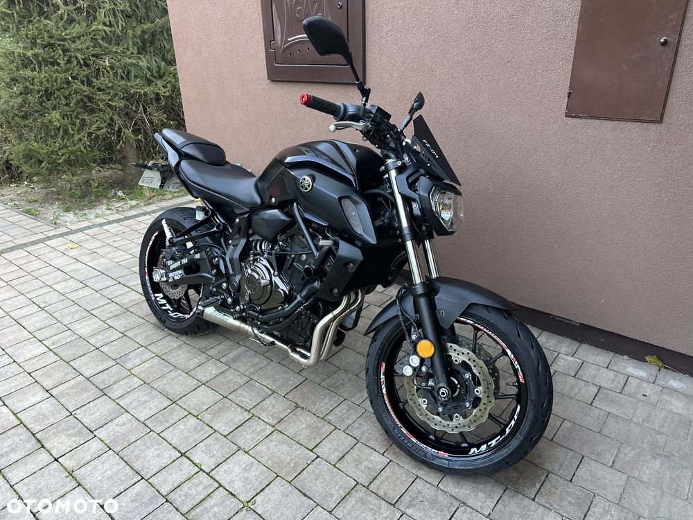 Yamaha MT - 15