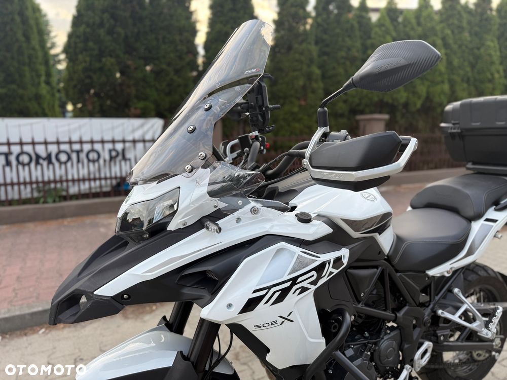 Benelli TRK 502X - 17