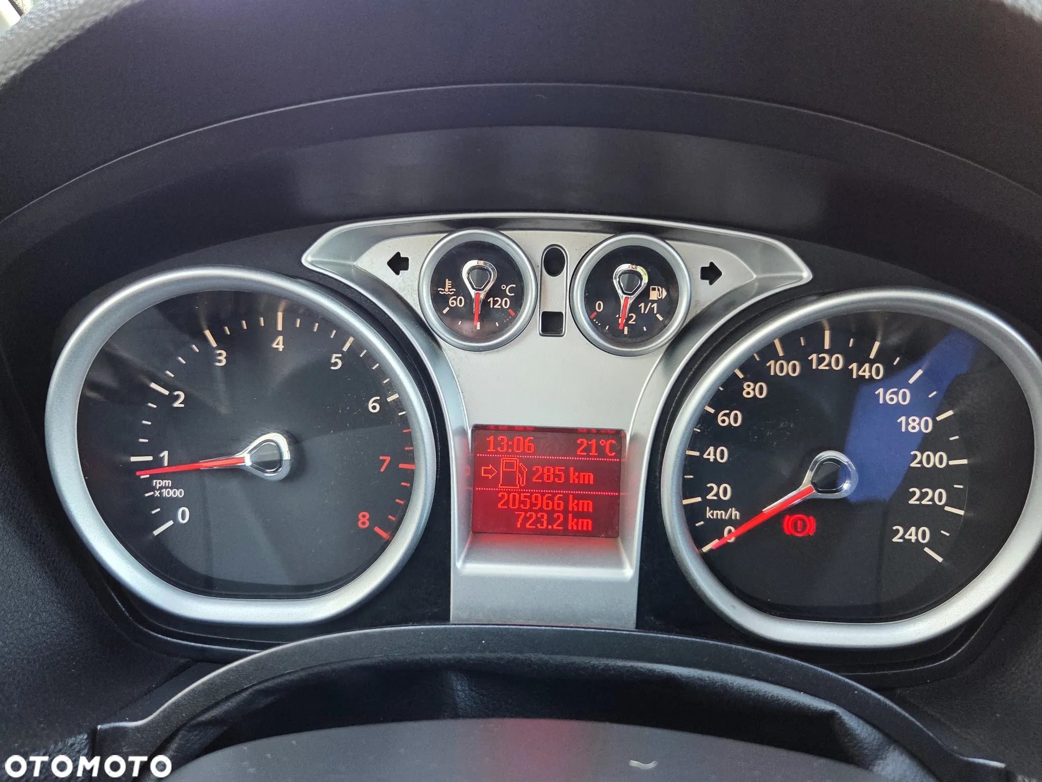 Ford C-MAX 1.6 Ambiente - 26