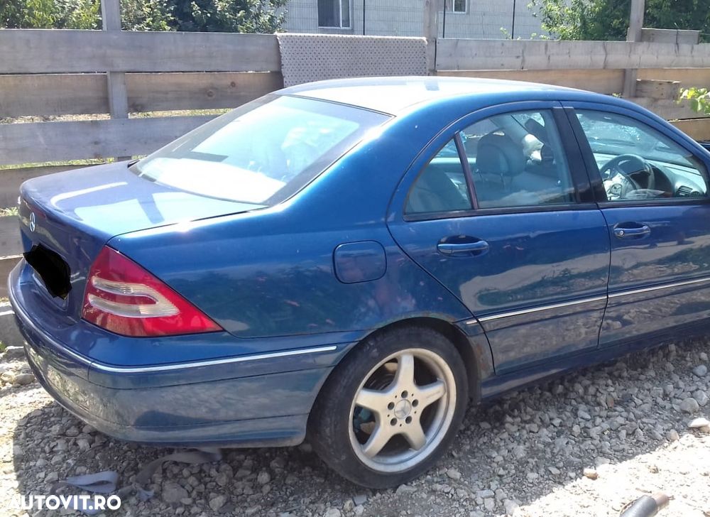 Dezmembrari  Mercedes-Benz C-CLASS (W203)  2000  > 2007 C 320 (203.06 - 1