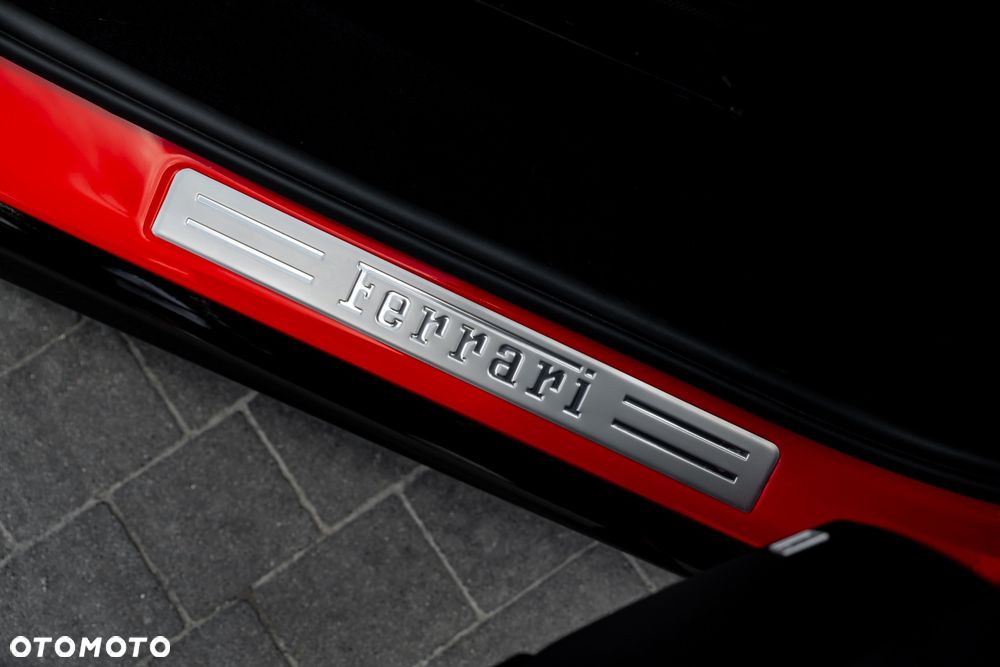 Ferrari 296 GTS - 34