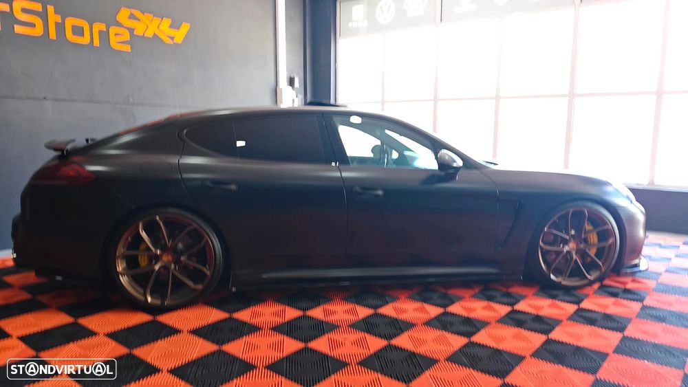 Porsche Panamera Turbo S PDK - 13
