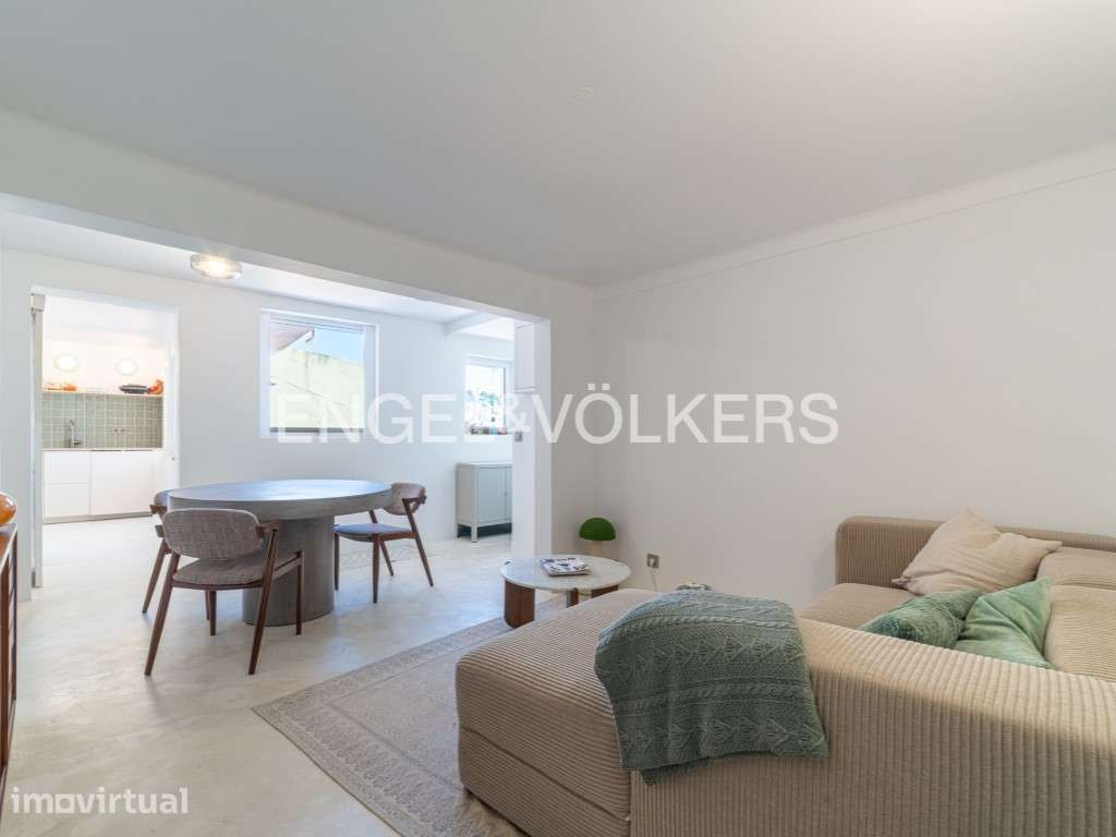 Penthouse T2 com varanda e vista rio em Alfama - Grande imagem: 2/25