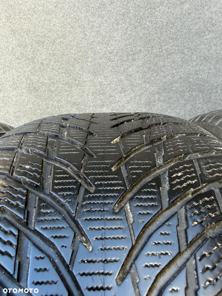 Cztery opony zimowe Nokian 245/45/19 R19 Radom 4 sztuki zima gwarancja rozruchowa 250 255 - 4