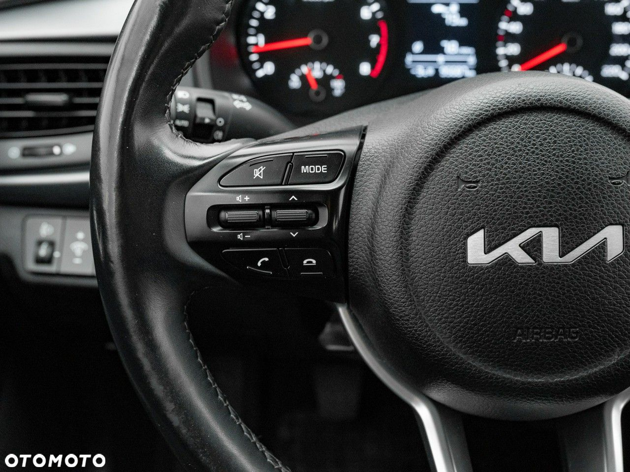 Kia Rio 1.2 M - 14