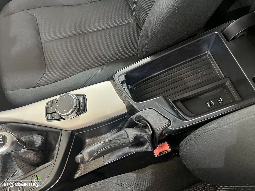 BMW 116 d EfficientDynamics - 14