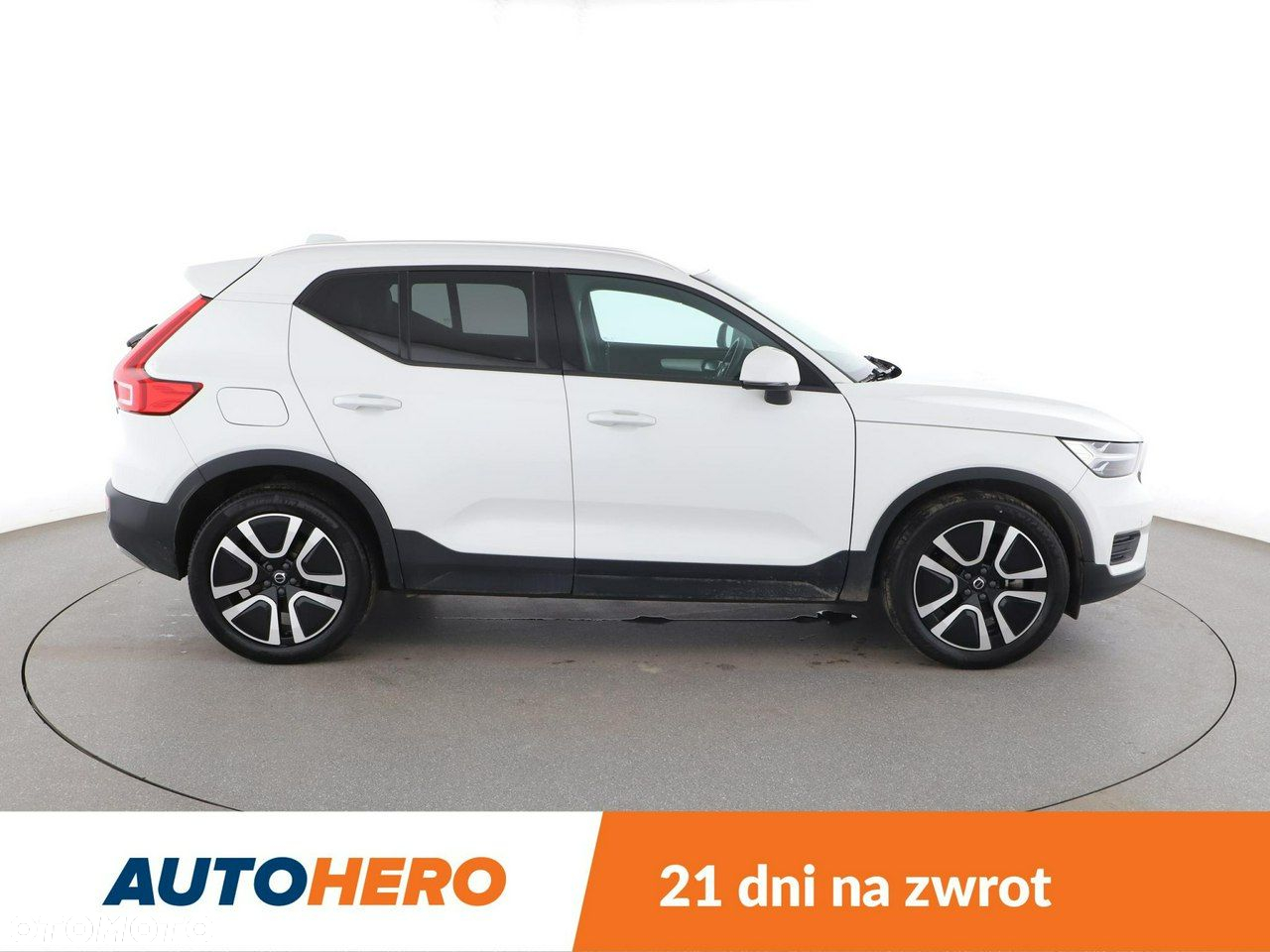 Volvo XC 40 D3 AWD Momentum - 9