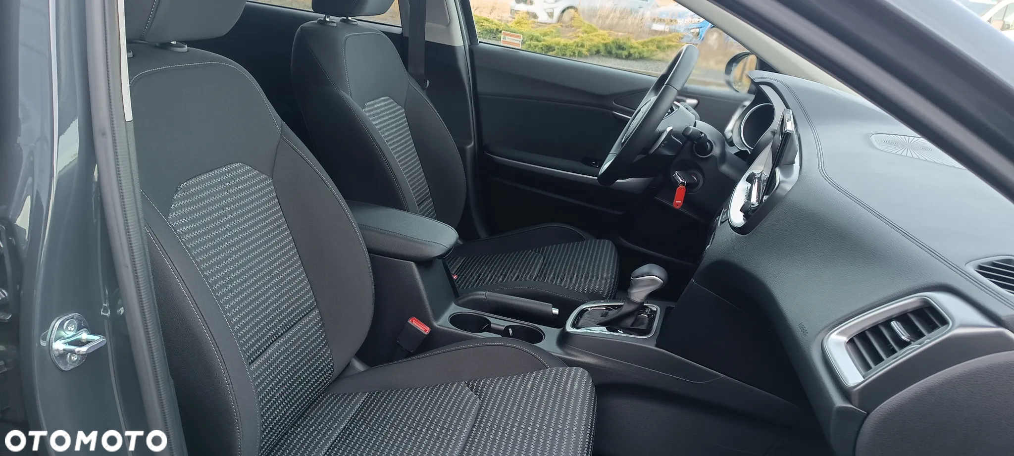 Kia Ceed 1.5 T-GDI M DCT - 12