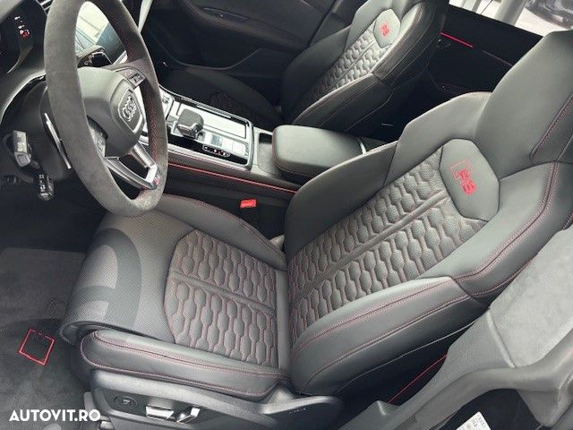 Audi RS Q8 - 13