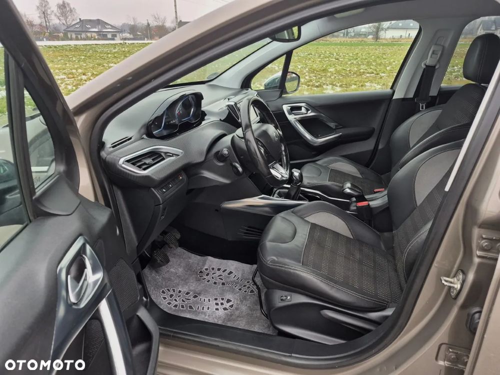 Peugeot 2008 e-HDi FAP 92 STOP & START Allure - 17