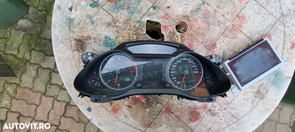 Ceasuri bord AudiA4, A5,A6 8t cod.8TO 920 931 M 8T0 920931 D - 7