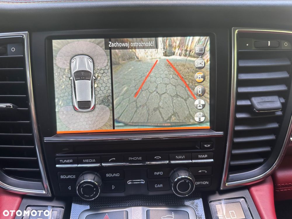 Porsche Panamera - 14