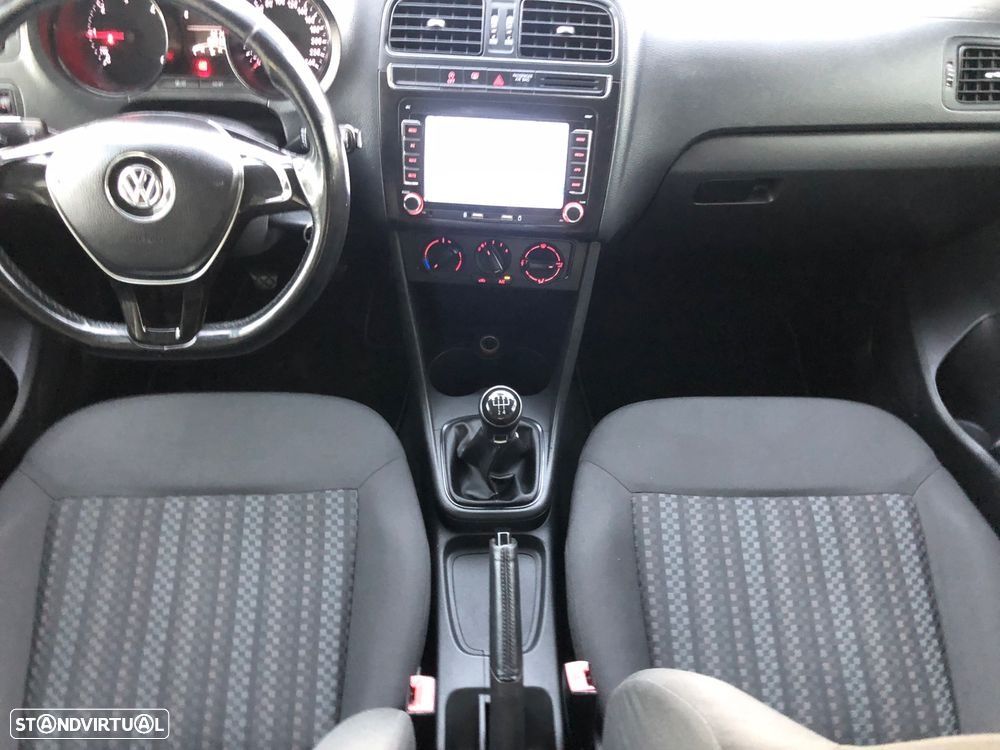 VW Polo 1.4 TDi BlueMotion - 26