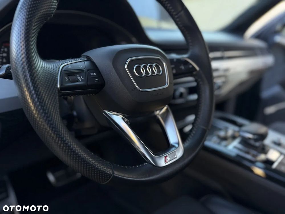 Audi Q7 - 21