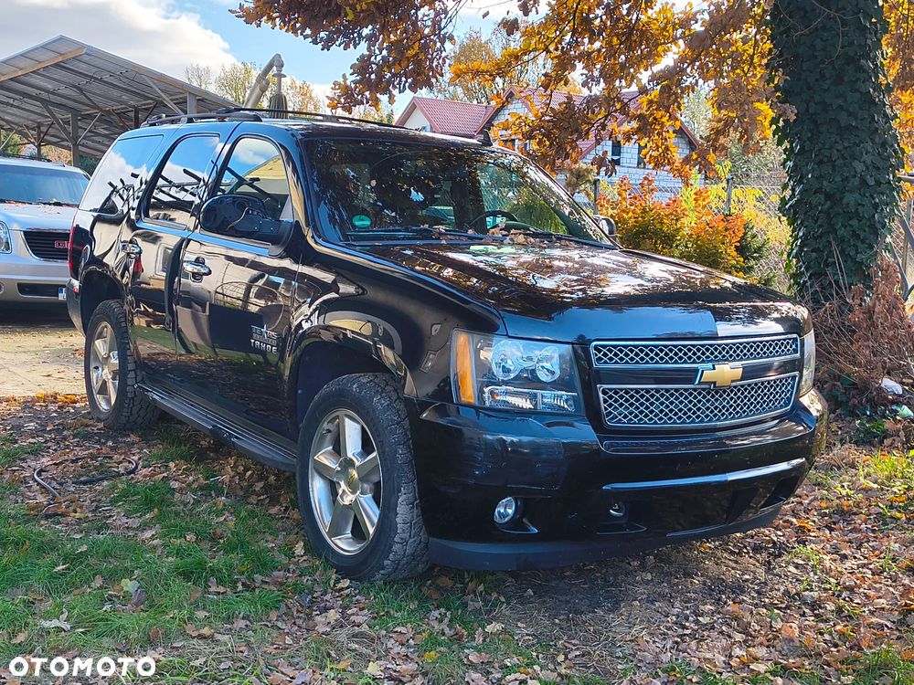 Chevrolet Tahoe - 4