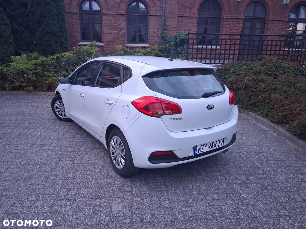 Kia Ceed 1.4 CVVT Attract plus - 7