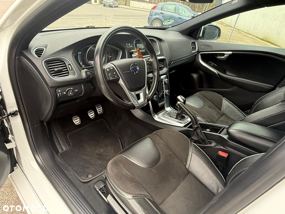 Volvo V40 D2 RDesign - 17