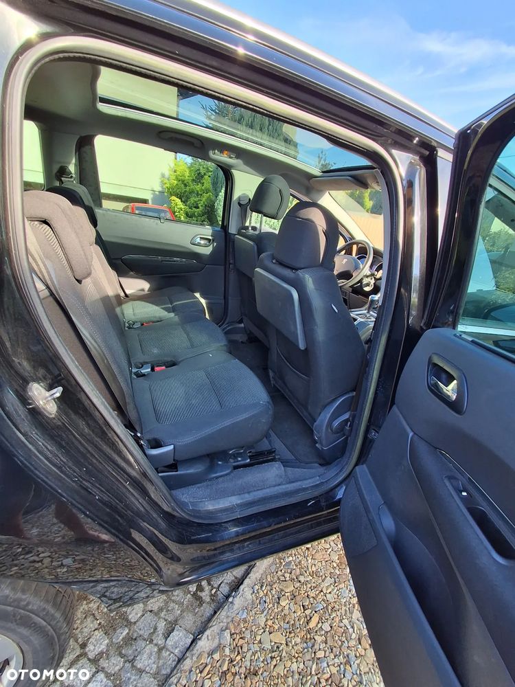 Peugeot 5008 - 11