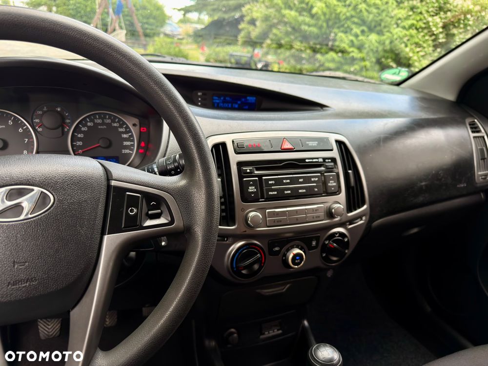 Hyundai i20 1.25 Wersja Jubileuszowa - 15